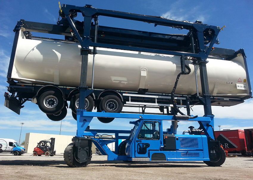 华隧智运：现代物流高效搬运神器“跨运车”实用功能有哪些？
