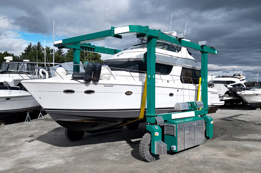 Boat Hoist 1.jpg